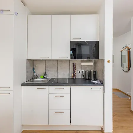 Wohlfuehlwohnung In - Zentral Und Entspannt